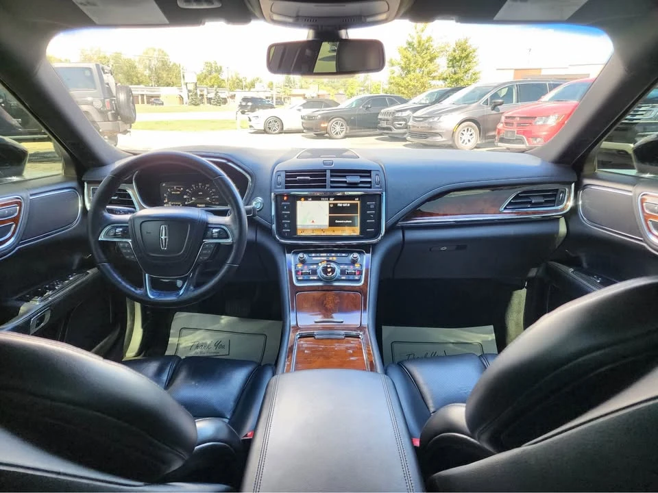 2017 Lincoln Continental 10th Gen - Image 13 of 20