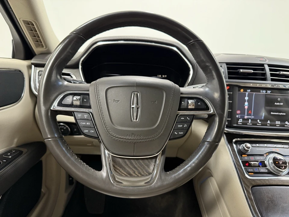2017 Lincoln Continental 10th Gen - Image 21 of 21