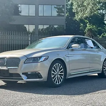 2017 Lincoln Continental Select