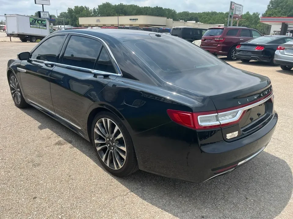 2017 Lincoln Continental 10th Gen - Image 6 of 19