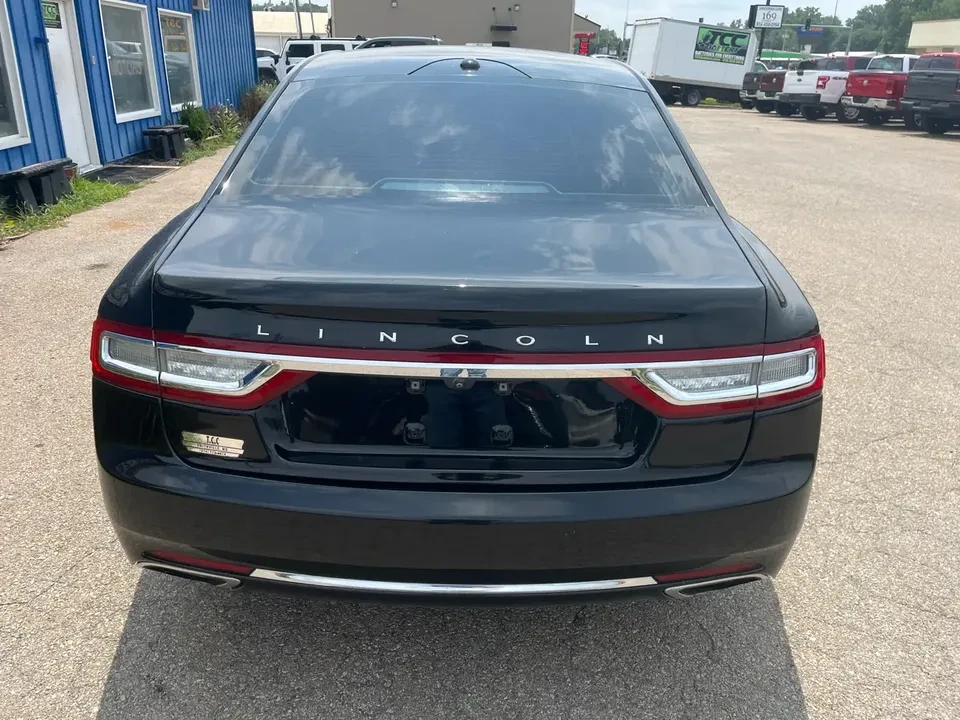 2017 Lincoln Continental 10th Gen - Image 7 of 19