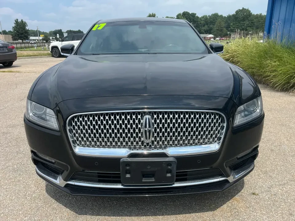 2017 Lincoln Continental 10th Gen - Image 3 of 19