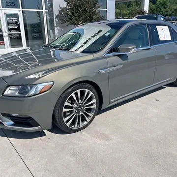 2017 Lincoln Continental Select