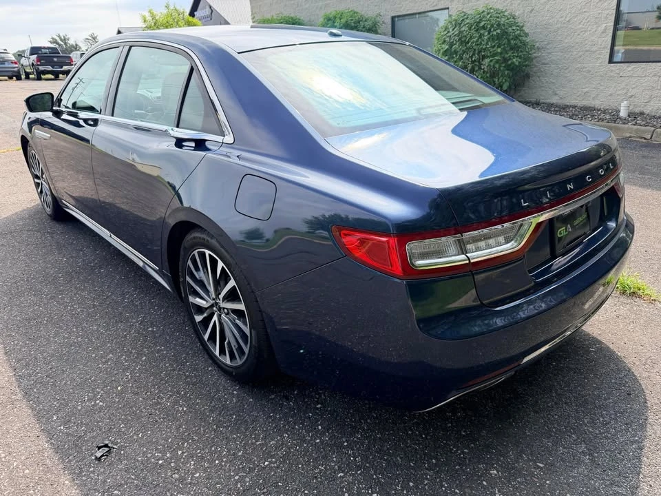 2017 Lincoln Continental 10th Gen - Image 3 of 19