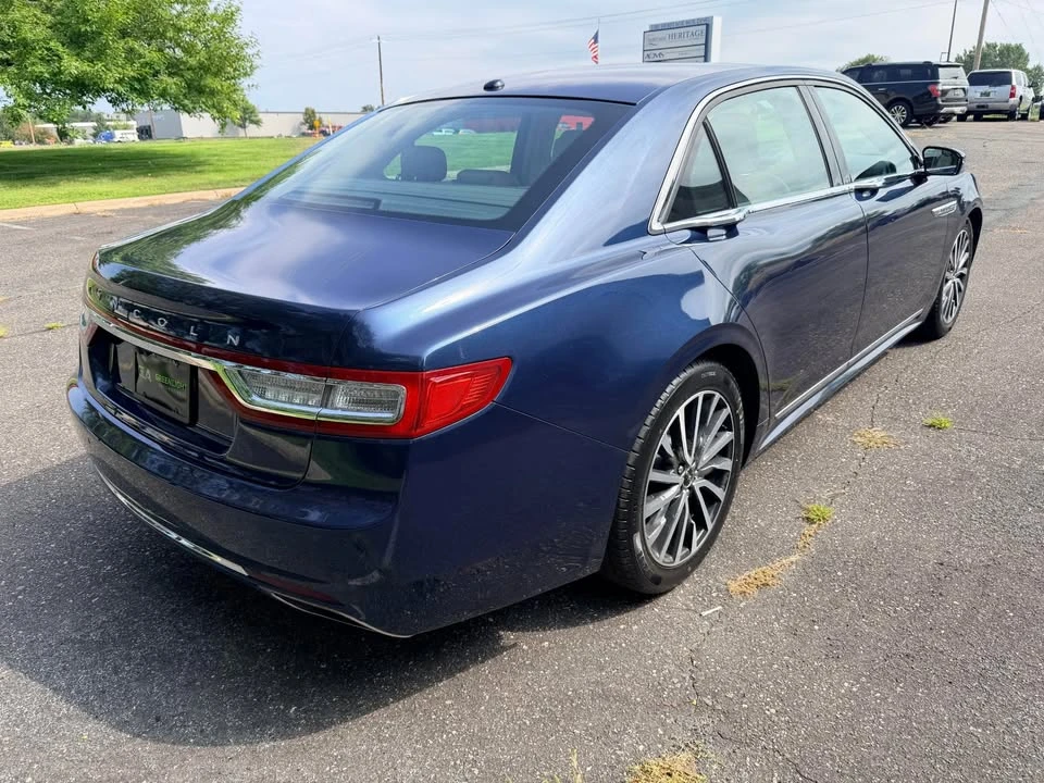 2017 Lincoln Continental 10th Gen - Image 5 of 19