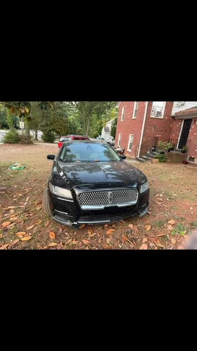 2017 Lincoln Continental 10th Gen - Image 4 of 4