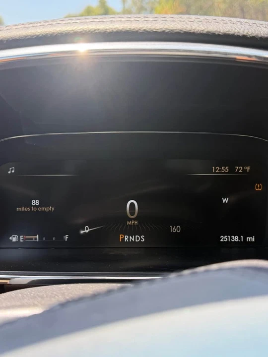 2017 Lincoln Continental 10th Gen - Image 7 of 20