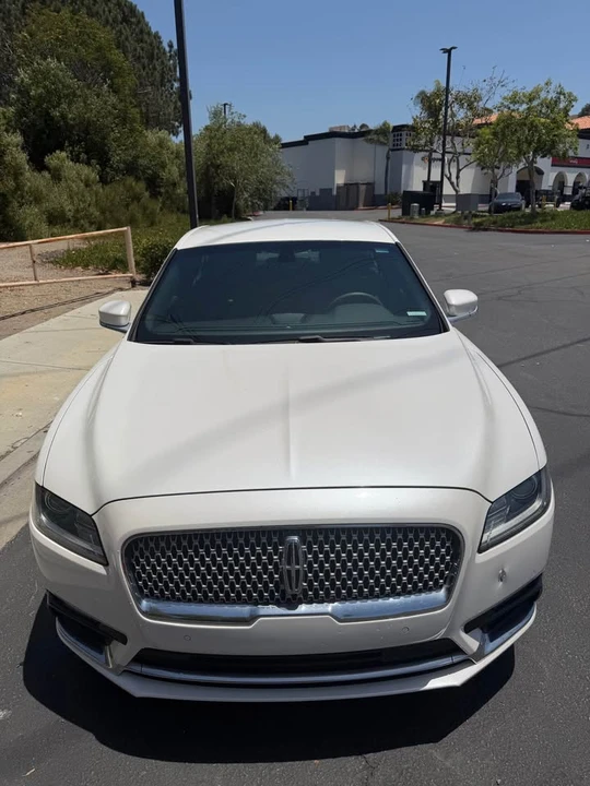 2017 Lincoln Continental 10th Gen - Image 3 of 20