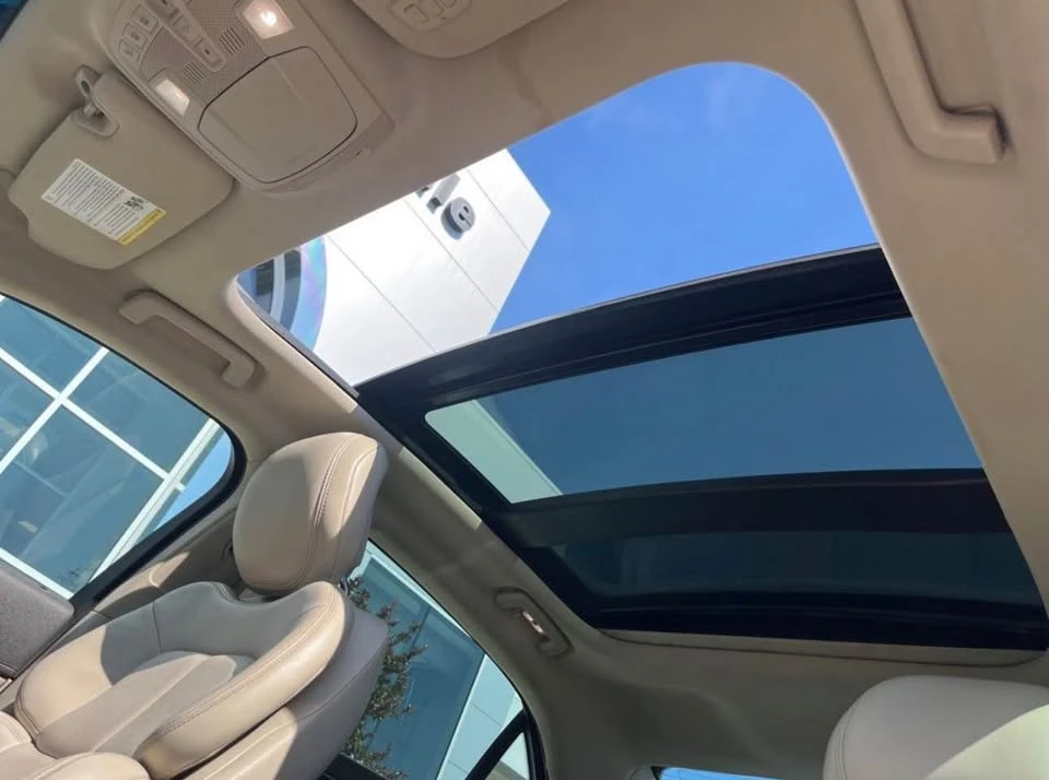 2017 Lincoln Continental 10th Gen - Image 10 of 12