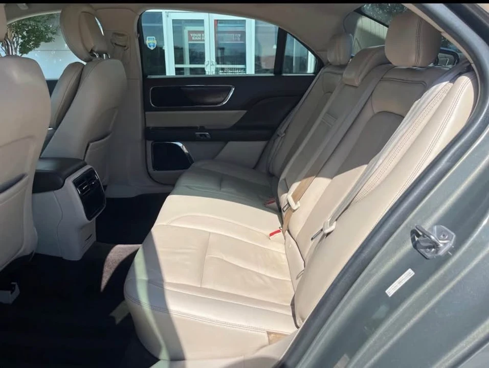 2017 Lincoln Continental 10th Gen - Image 11 of 12