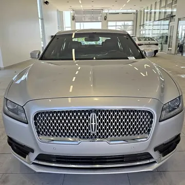 2017 Lincoln Continental Select Sedan 4D
