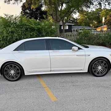 2017 Lincoln Continental Select Sedan 4D