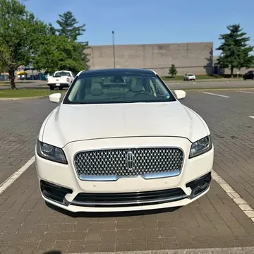 2017 Lincoln Continental Select Sedan 4D