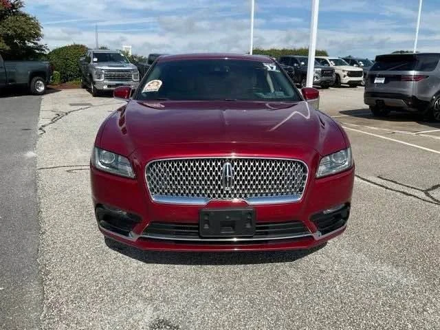 2017 Lincoln Continental 10th Gen - Image 2 of 9