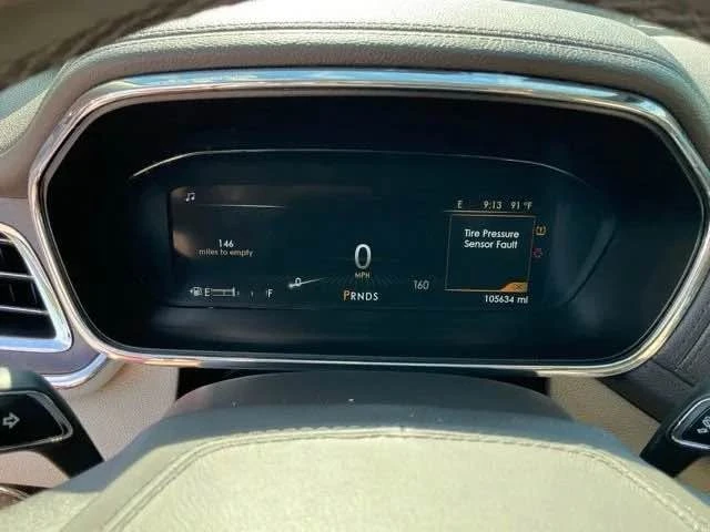 2017 Lincoln Continental 10th Gen - Image 6 of 9