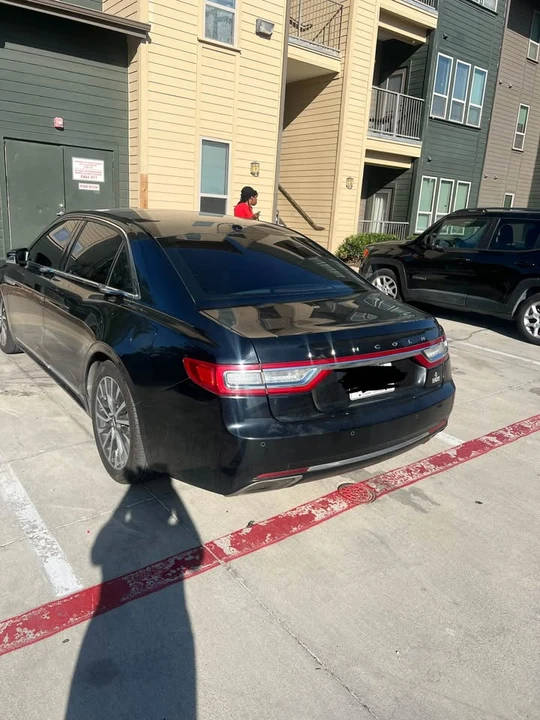 2017 Lincoln Continental 10th Gen - Image 4 of 4
