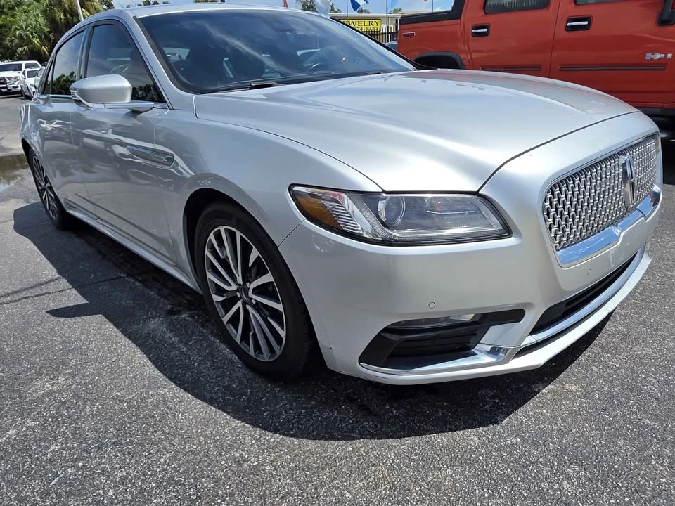2017 Lincoln Continental 10th Gen - Image 3 of 20