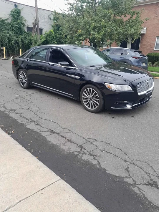 2017 Lincoln Continental 10th Gen - Image 3 of 6