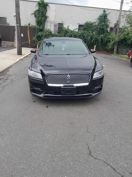 2017 Lincoln Continental 10th Gen - Image 4 of 6