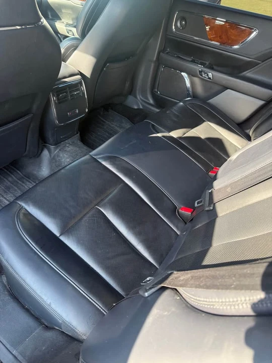 2017 Lincoln Continental 10th Gen - Image 8 of 20