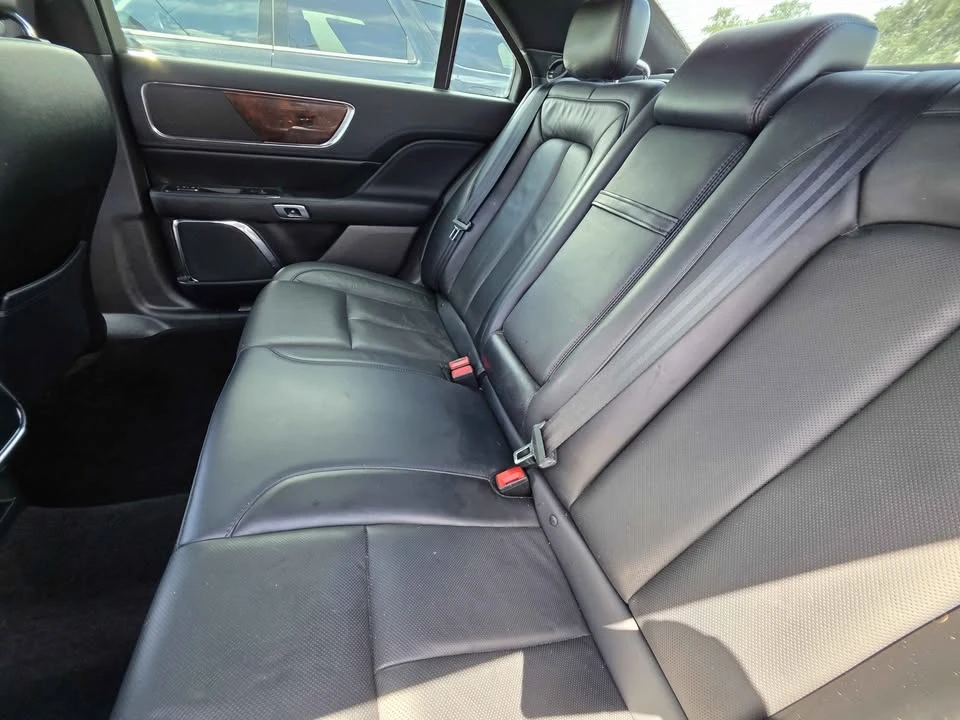 2017 Lincoln Continental 10th Gen - Image 17 of 20