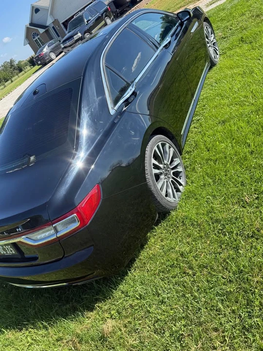 2017 Lincoln Continental 10th Gen - Image 10 of 20