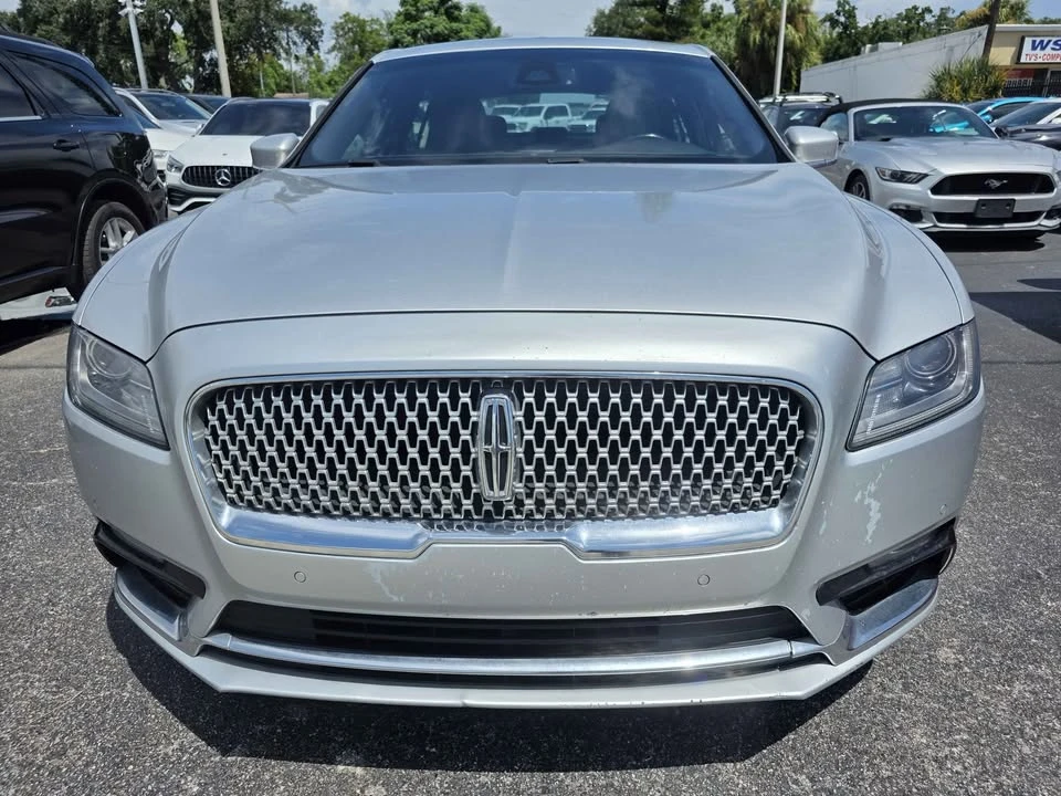 2017 Lincoln Continental 10th Gen - Image 2 of 20