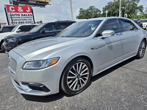 2017 Lincoln Continental Select Sedan 4D