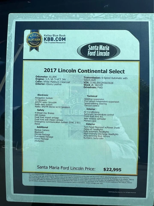 2017 Lincoln Continental 10th Gen - Image 17 of 18