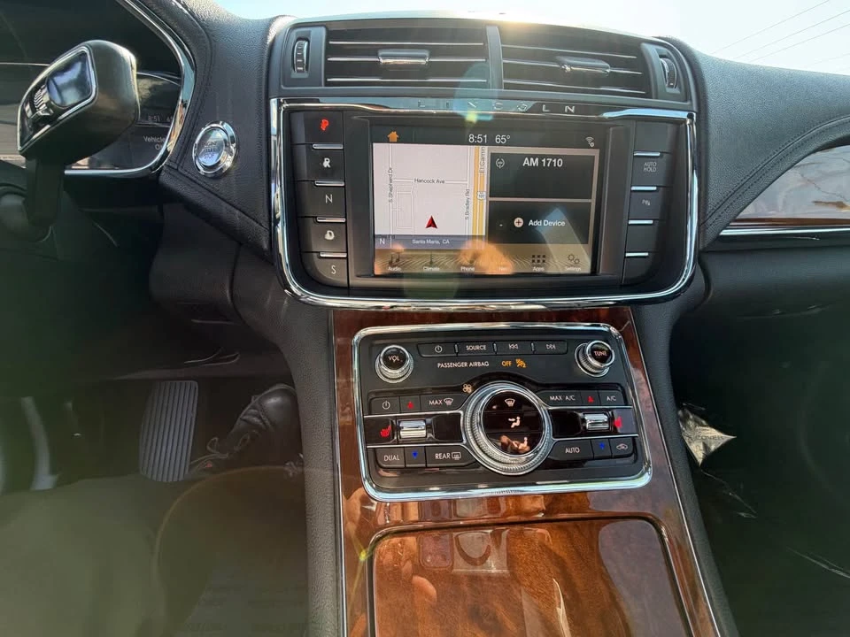 2017 Lincoln Continental 10th Gen - Image 15 of 15