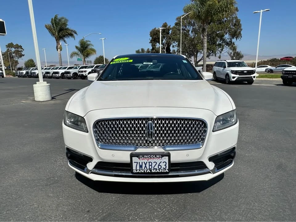 2017 Lincoln Continental 10th Gen - Image 2 of 18