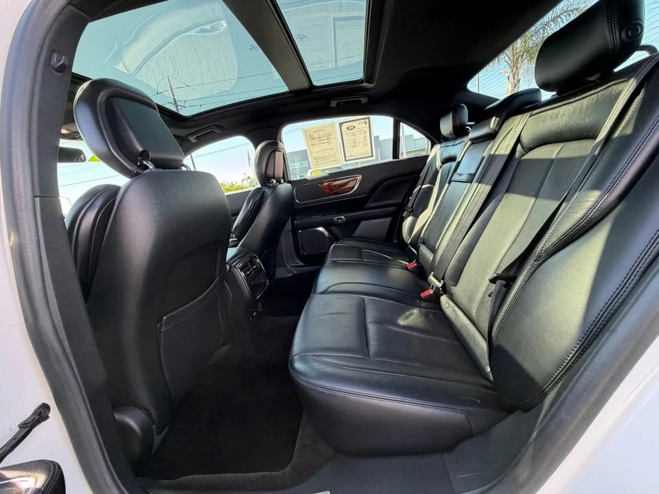 2017 Lincoln Continental 10th Gen - Image 11 of 15