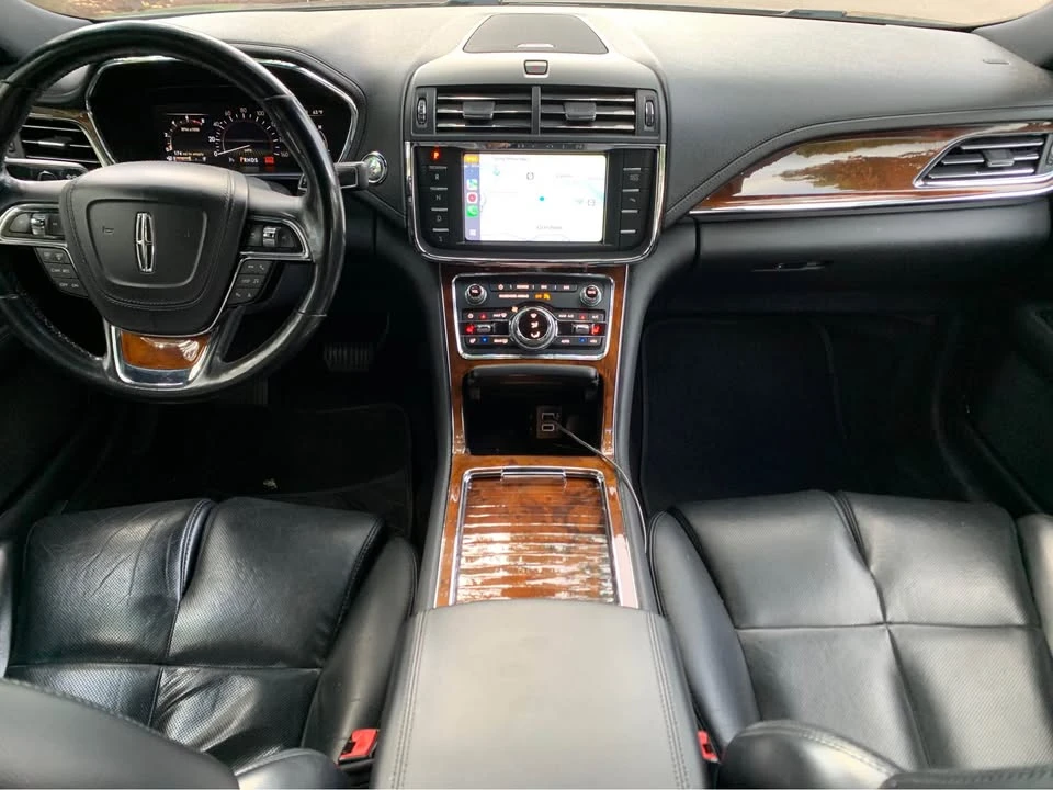 2017 Lincoln Continental 10th Gen - Image 5 of 9
