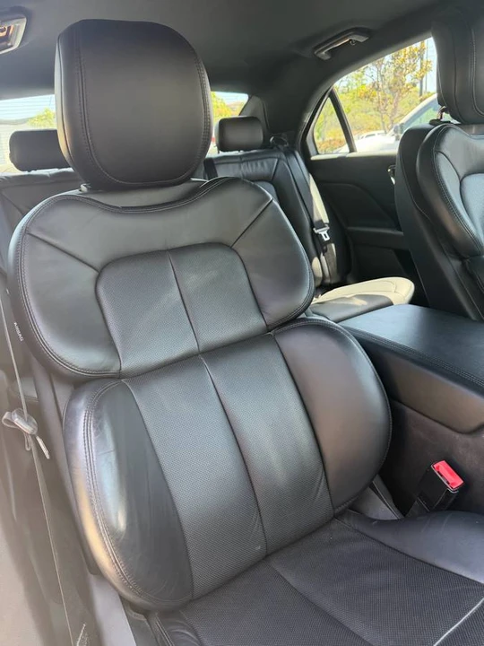 2017 Lincoln Continental 10th Gen - Image 8 of 24