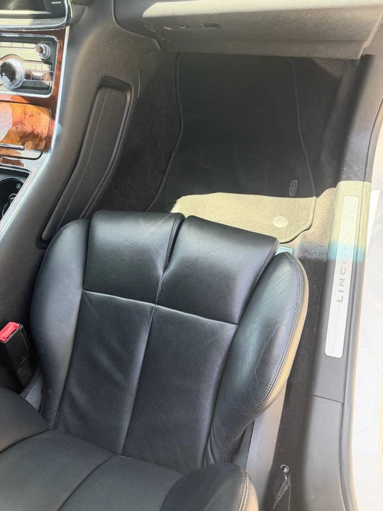 2017 Lincoln Continental 10th Gen - Image 7 of 24