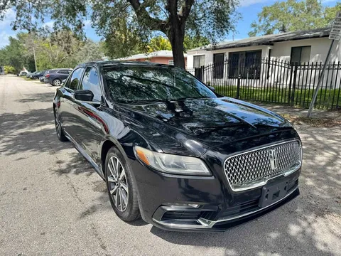 2017 Lincoln Continental Signature Sedan 4D
