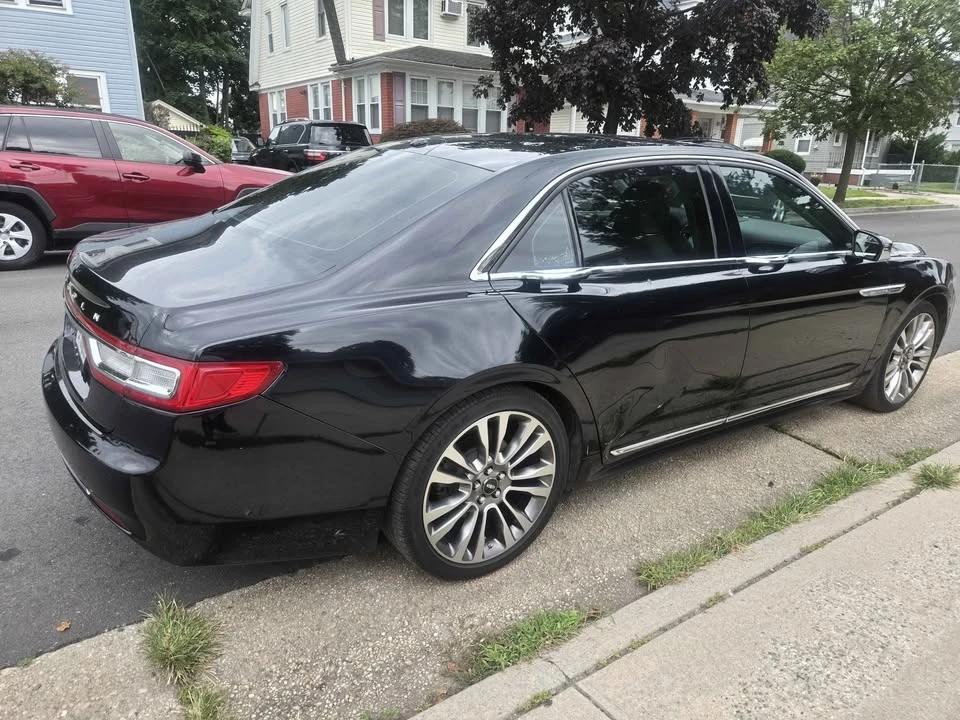 2017 Lincoln Continental 10th Gen - Image 5 of 15