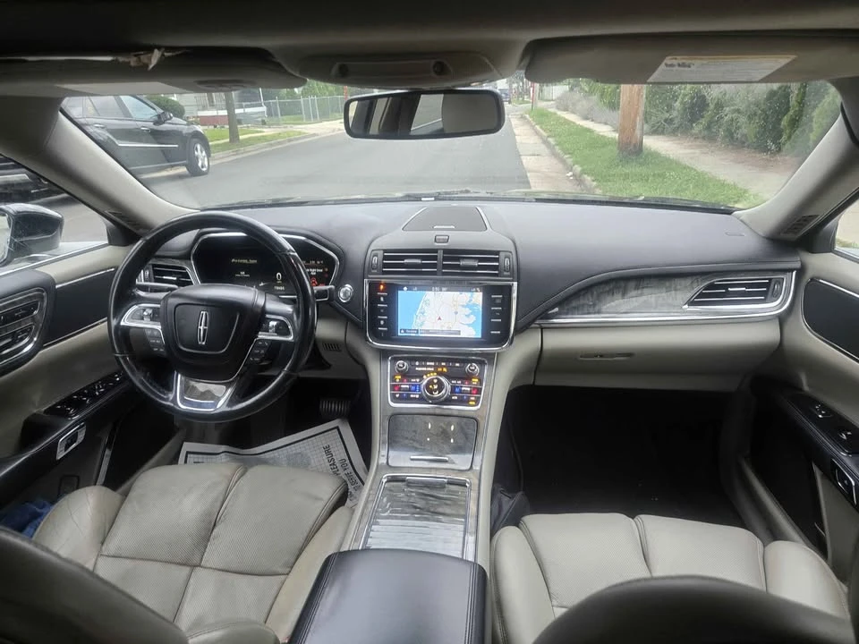 2017 Lincoln Continental 10th Gen - Image 17 of 18