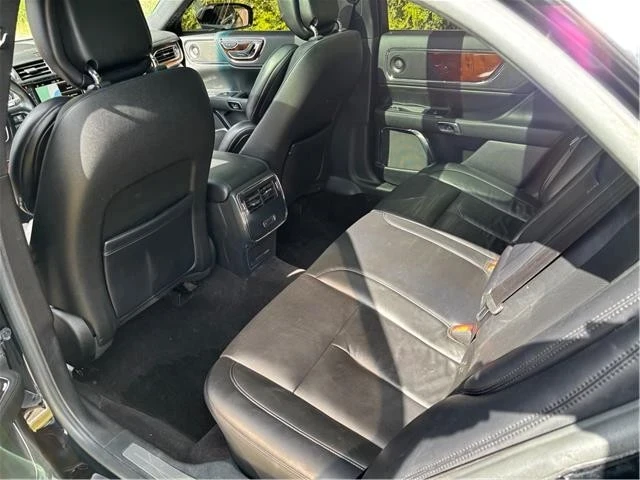 2017 Lincoln Continental 10th Gen - Image 15 of 20