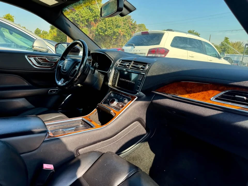 2017 Lincoln Continental Mark VII - Image 3 of 3