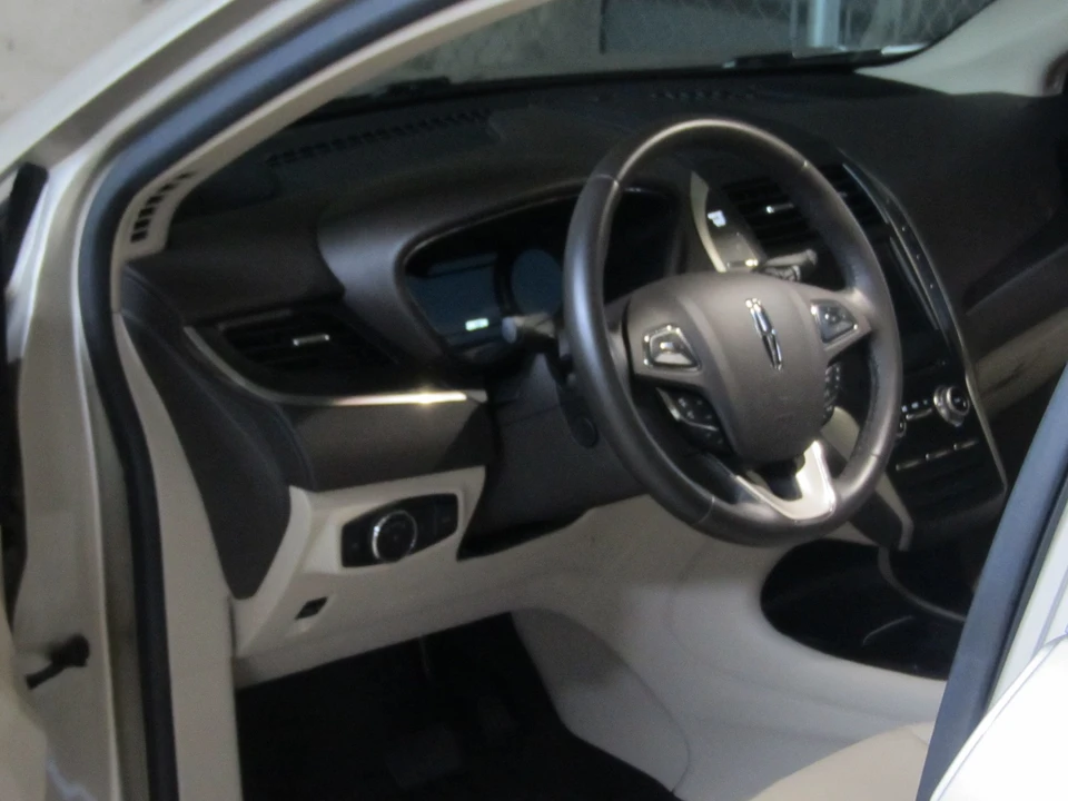 2017 Lincoln MKC - Image 3 of 4