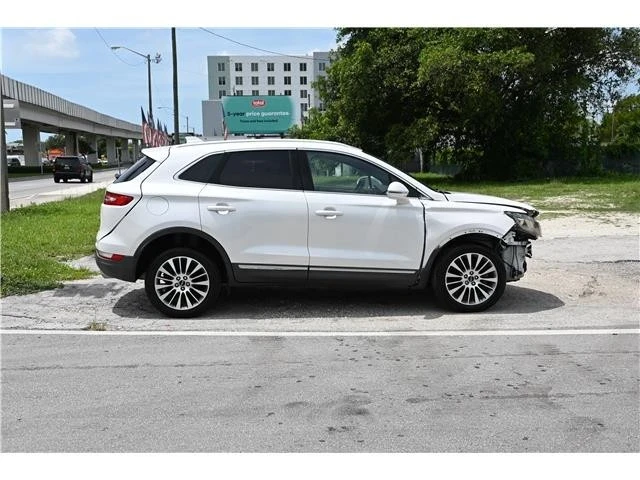 2017 Lincoln MKC - Image 6 of 18