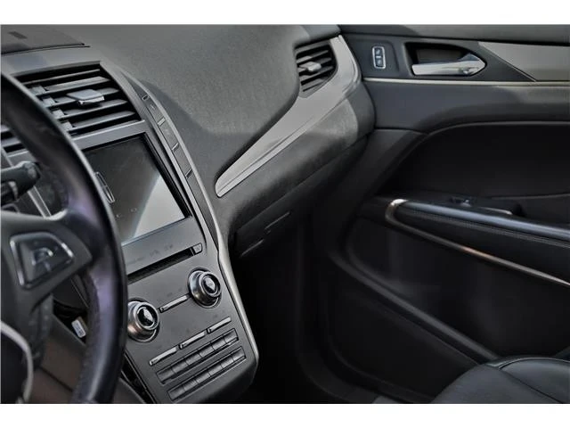 2017 Lincoln MKC - Image 10 of 18