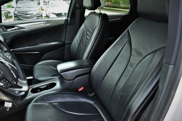 2017 Lincoln MKC - Image 12 of 18