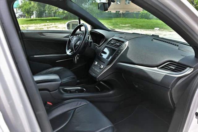 2017 Lincoln MKC - Image 14 of 18