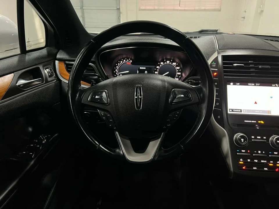 2017 Lincoln MKC - Image 10 of 15