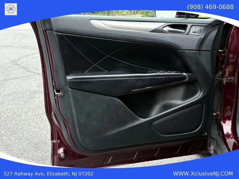 2017 Lincoln MKC - Image 7 of 12