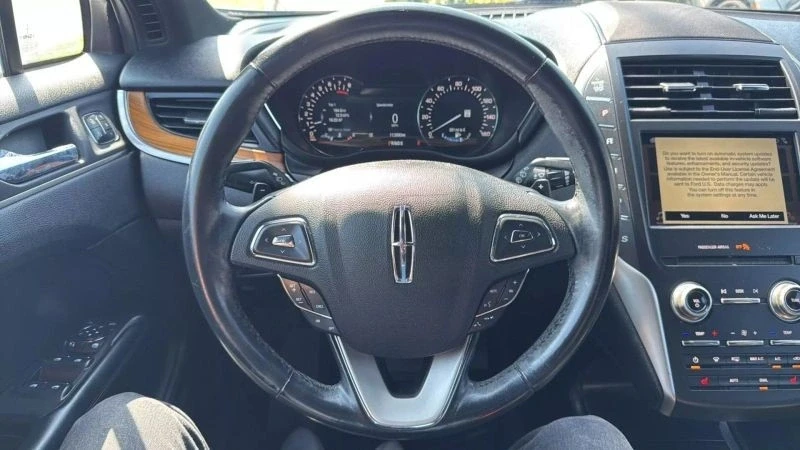 2017 Lincoln MKC - Image 10 of 12