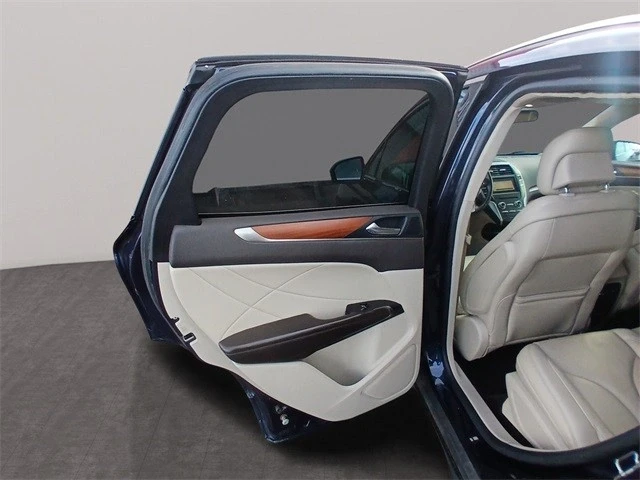2017 Lincoln MKC - Image 12 of 21