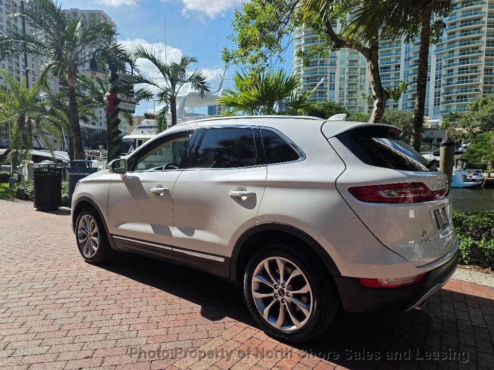 2017 Lincoln MKC - Image 5 of 12